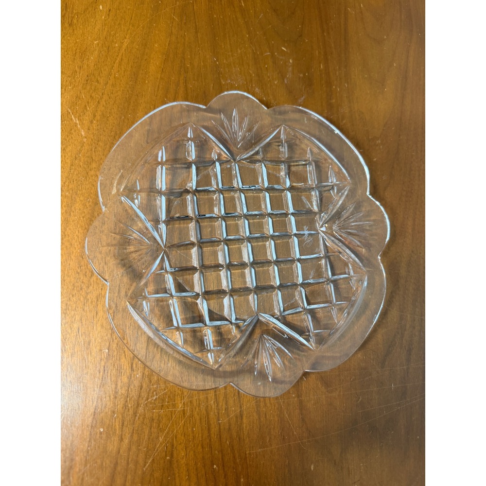 Rogaska Crystal‎ Plate 7" Clear Crystal Cut Glass Scalloped Crosshatch Starburst